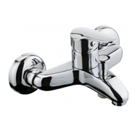 Single-lever-bathtub-mixer-with-hand-shower-set