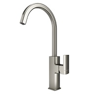 Single-lever sink mixer with aerator, swivel spout and flexible hoses 3/8″ >350mm.