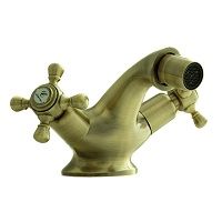 Two-handled bidet mixer with swivel aerator and flexible hoses 3/8″ >350mm.