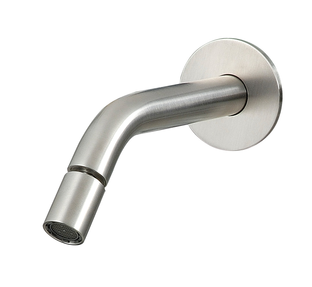 Wall-mtd bidet spout